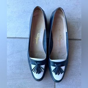 Authentic Salvatore Ferragamo Black/White Kiltie Tassel Loafer